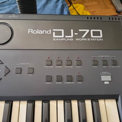 Roland DJ-70 - 1992 Digital Sampling Keyboard Scratch Wheel imagen 11