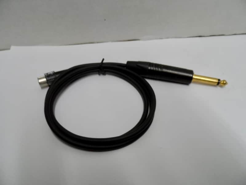 Shure WA305 1/4" Straight TS to TA4F Instrument Cable - 3'
