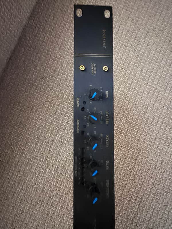 FMR Audio Really Nice Compressor RNC 1773 2000s - White image 1