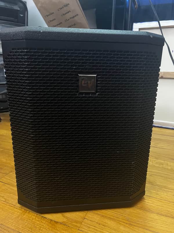 Electro-Voice Evolve 30M