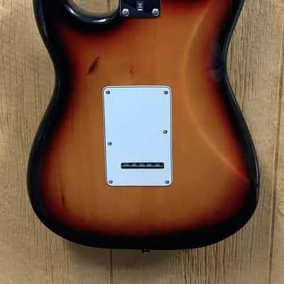 Vintage Modified 70s Squier Strat by Fender image 6