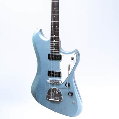 Novo Voltur J in Ice Blue Metallic image 2