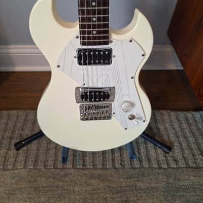 First Act Adam Levine Signature Model 222 2000s - White image 2