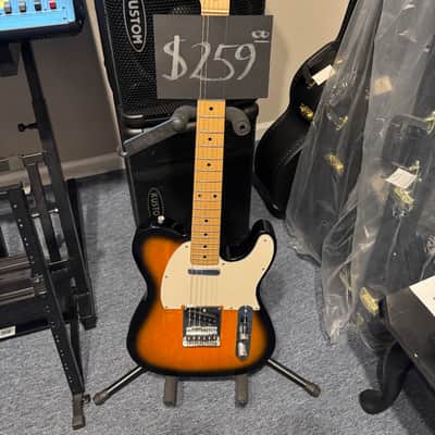 Squier Affinity Telecaster with Maple Fretboard, Top Loader Bridge 2012 - 2021 - 2-Color Sunburst image 1