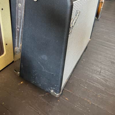 Fender Pro Reverb "Drip Edge" 2-Channel 40-Watt 2x12" Guitar Combo 1968 - 1969 - Silverface image 2