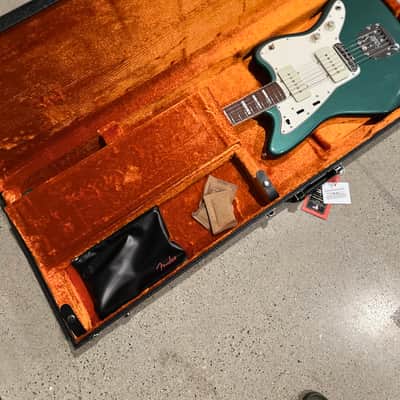 Fender American Vintage II '66 Jazzmaster 2025 - Present Sherwood Green Metallic image 2