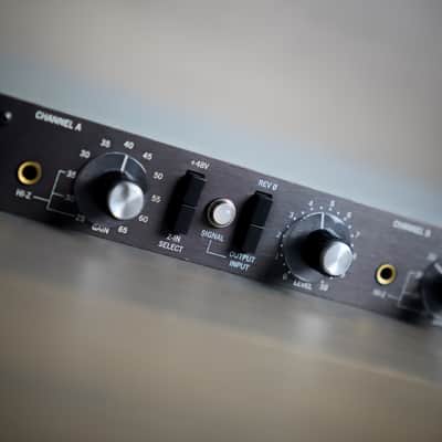 Rare Universal Audio 2108 Dual Microphone Preamp W/ PSU image 3