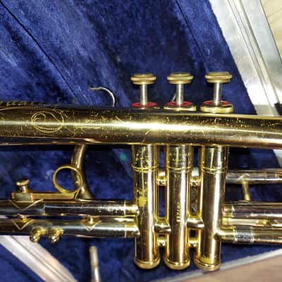 Reynolds Medalist Cornet Brass, USA, with case and mouthpiece image 8
