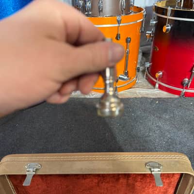 Holton Collegiate Cornet Brass with Case image 2