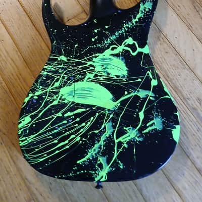 Solar Guitars A2.6 - Toxic Green Splatter image 7