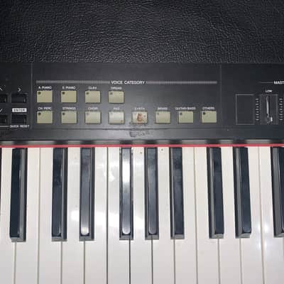Yamaha CP40 Graded Hammer Stage Piano 2010s - Black image 7