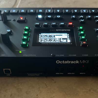 Elektron Octatrack MKII 2022 excellent condition image 3