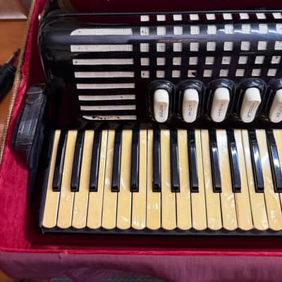 Excelsior Model 245 Accordion Piano Black Gloss Finish With Original Case image 10