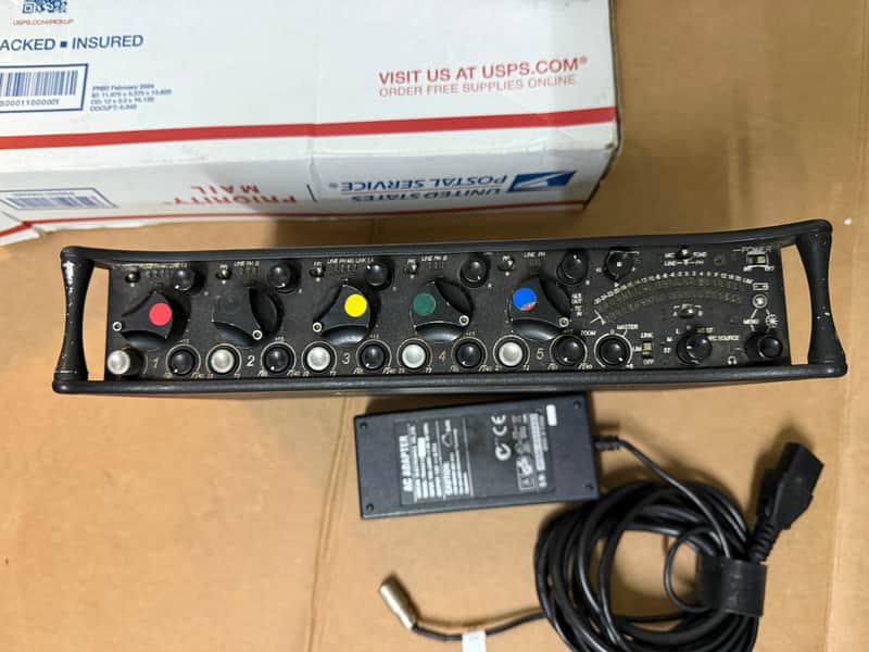 Immagine Sound Devices 552 PROFESSIONAL FIELD MIXER, worldwide shipping - 1