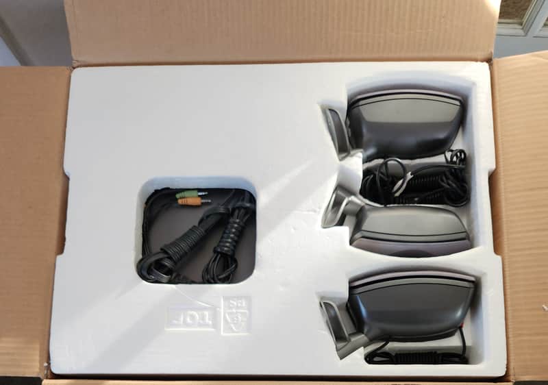 Logitech Logitech Z-5300 THX-CERTIFIED 5.1 surround system 2000 - Grey image 1