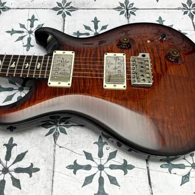 PRS Custom 22 – 2015 – Black Gold Burst – Excellent Condition w/ Original Hardshell Case image 1