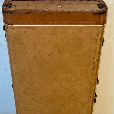 1950's Fender Musicmaster, Duo-Sonic Brown Guitar Case, Great Case for Your Guitar ! ! image 12