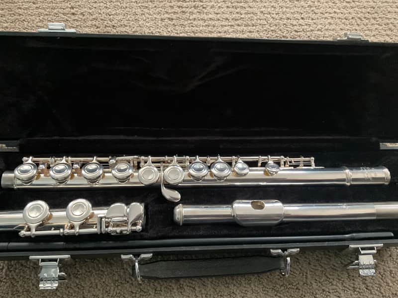 Yamaha Advantage Flute All New Pads, Clean image 1