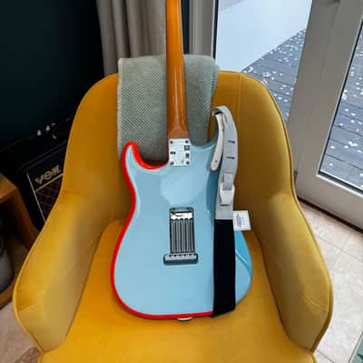 Fender Artist Series George Harrison Rocky Stratocaster 2022 - Sonic Blue / Custom Art image 2