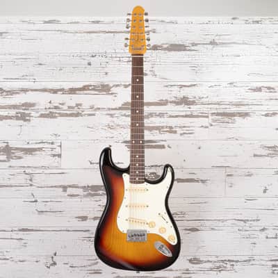 Fender Stratocaster XII 12-String 2002-2004 - 3 Tone Sunburst image 4