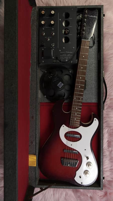 Vintage USA 1960s Silvertone 1457 Original Amp-In-Case