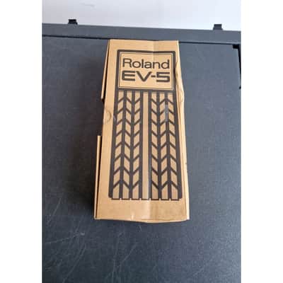 Roland FA-08 - Synthesizer Keyboards - Black - Excellent w/ Power Supply & Original Box image 5