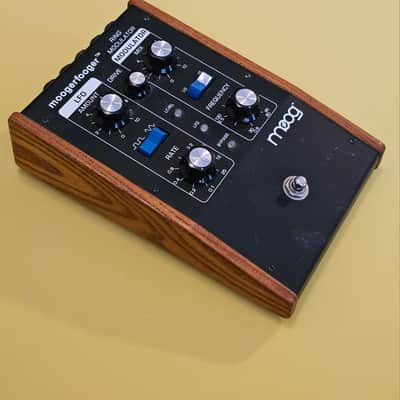 Moog MF-102 Moogerfooger Ring Modulator 1998 - 2018 - Black image 2