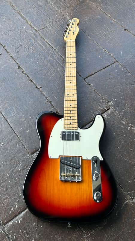 Fender American Performer Telecaster Hum with Maple Fretboard 2022 - Present - 3-Tone Sunburst