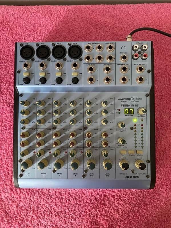 Alesis MultiMix 8 USB 8-Channel Mixer
