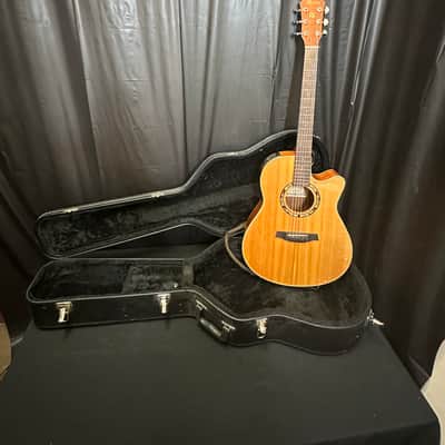 Ibanez AEF18-NT Acoustic Guitar W/Fender Case) image 1