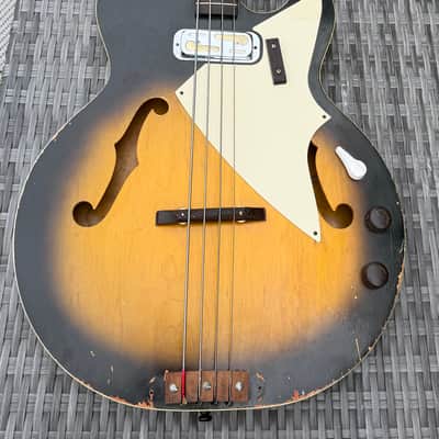 Vintage Harmony H-22 Bass Guitar 1963 - Sunburst image 2