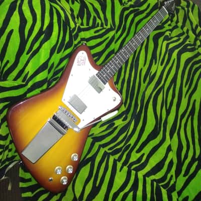Cozart Firebird Style 2000's - Honeyburst Cozart Firebird-Style Killer Player in Beautiful Honeyburst, Pro Setup, Gigbag image 1