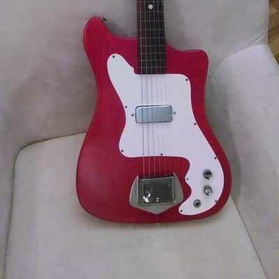 Truetone by Kay Vanguard 1964 Red image 1