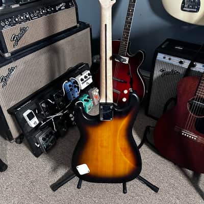 Squier Stratocaster 2000’s - Sunburst image 2