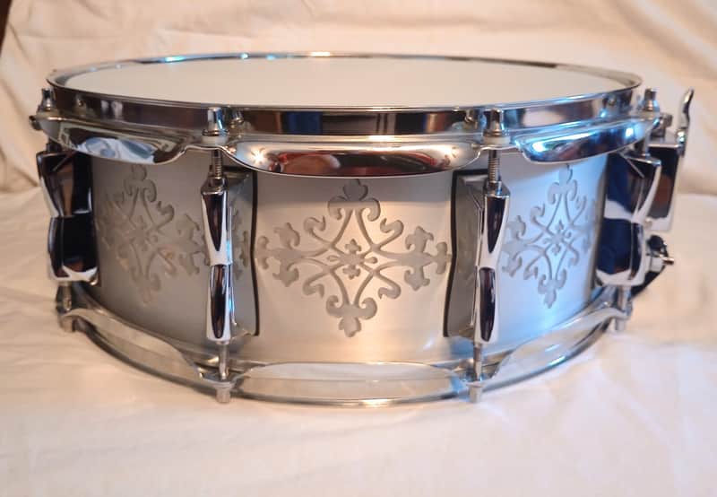 CUSTOM ENGRAVED ALUMINUM SNARE DRUM 14/10L - FREE SHIP TO C-USA! image 1