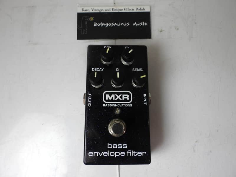 MXR M82 Bass Envelope Filter Auto Wah Effects Pedal Dunlop Free USA Shipping image 1