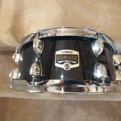 Yamaha Gigmaker gig maker14 x 5.5 snare drum snare drum black sparkle black sparkle excellent condition excellent condition image 1