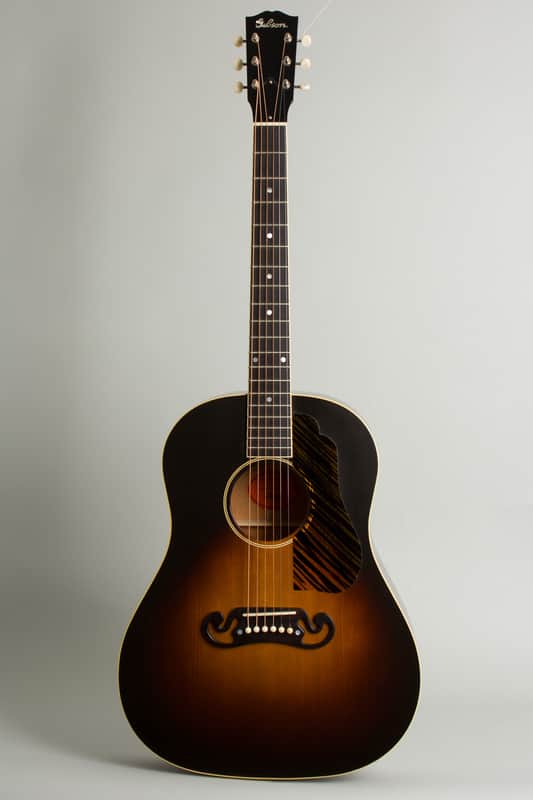 Gibson  J-55 1939 Re-issue Flat Top Acoustic Guitar (2023), ser. #21833049, original black hard shell case. Bild 1