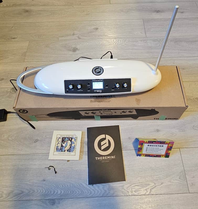 Moog Theremini Theremin 2018 - Present - White image 1