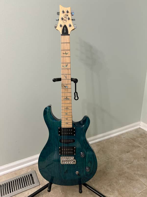 PRS SE Swamp Ash Special 2023 - Present - Iri Blue image 1