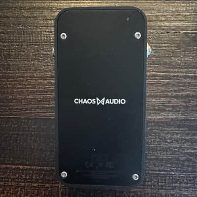 Chaos Audio Stratus 2024 - Black and white image 2