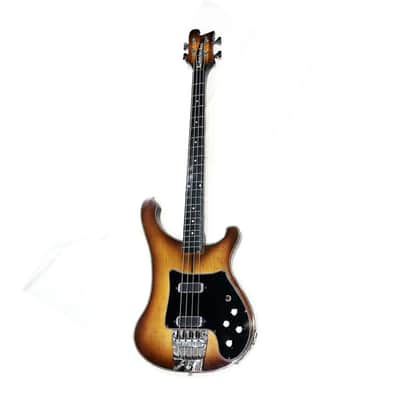 Rickenbacker 4002 (1975 - 1984)