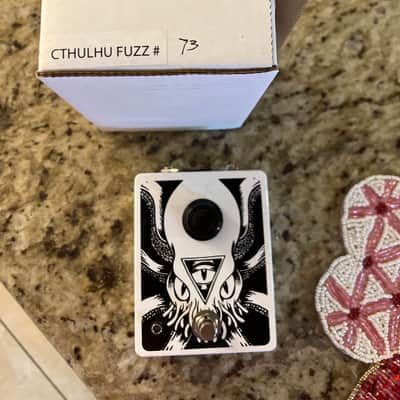 Magic Pedals Dunwich Amps Cthulhu Fuzz 2023 - White image 6