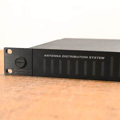 Shure UA845-UB UHF Antenna Distribution System - 692-716 MHz CG01PTR image 4