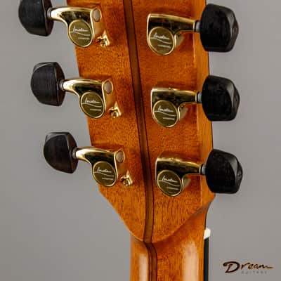 2001 Lowden O-35c SLE, Brazilian Rosewood/Cedar image 17