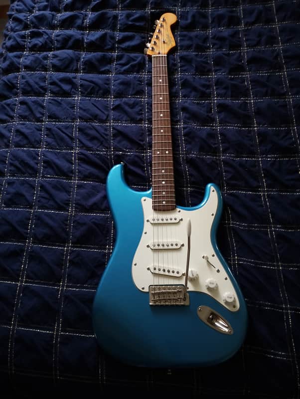 Squier Classic Vibe '60s Stratocaster with Laurel Fretboard 2019 - Present - Lake Placid Blue image 1