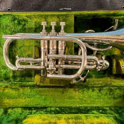 Unique Vintage King Cornet by HN White image 12