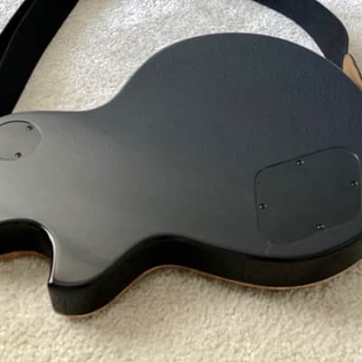 Forshage Single Cut Style - Piano Black with Pale Moon Ebony Board, Flame Maple Binding image 9
