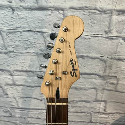 Squier Bullet Stratocaster Sunburst image 2