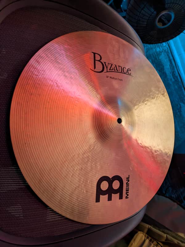 Meinl 18" Byzance Traditional Medium Crash image 1